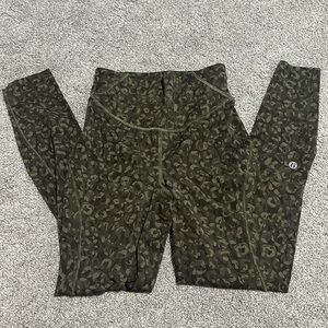 Lululemon leggings